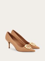 Ferragamo Maxi Gancini pump - Image 3